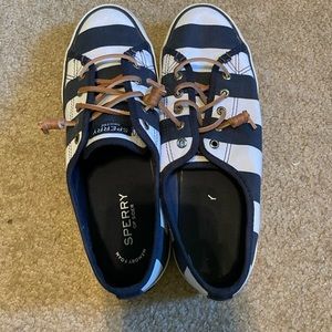 Sperry boat shoes size 8.5